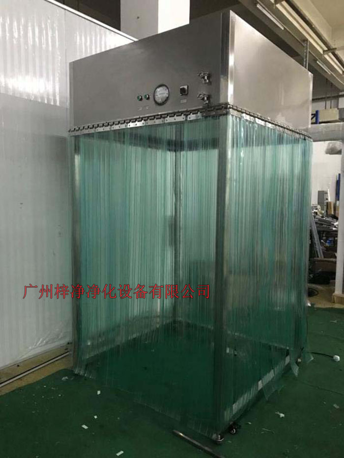 層流采樣車廣泛適用于醫藥、制劑、電子、精密儀器、儀表、食品等行業的特殊場合的原輔物料的采樣。