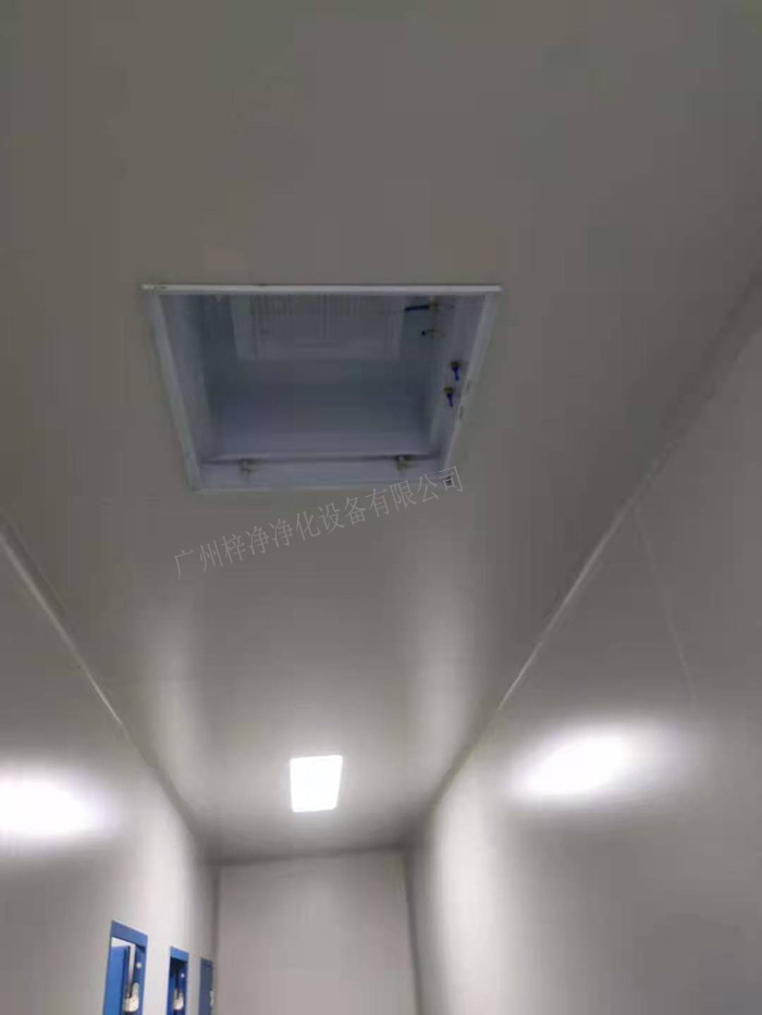 高效送風口安裝時,確保高效送風口與潔凈車間墻壁、潔凈車間天花板等連接牢固,無松動。 高效送風口安裝時,確保高效送風口與潔凈車間墻壁、潔凈車間天花板等連接牢固,無松動。